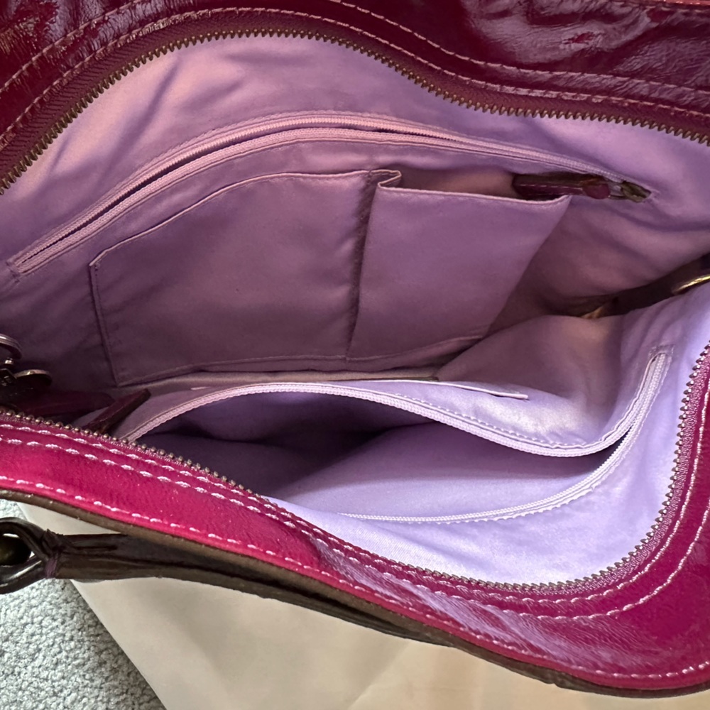 Coach Patent leather large hobo purse. Minimal use, good as new. - Picture 3 of 4